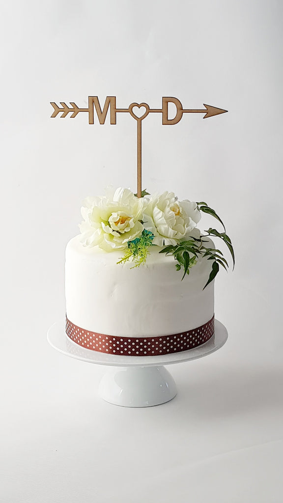 Engagement and Wedding cake topper, Personalized Initials, arrow of love - TroubleMaker.co.nz