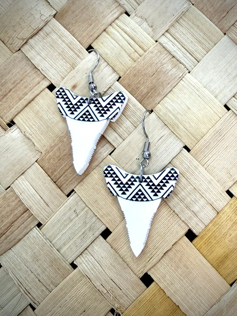 Mako Teeth earrings