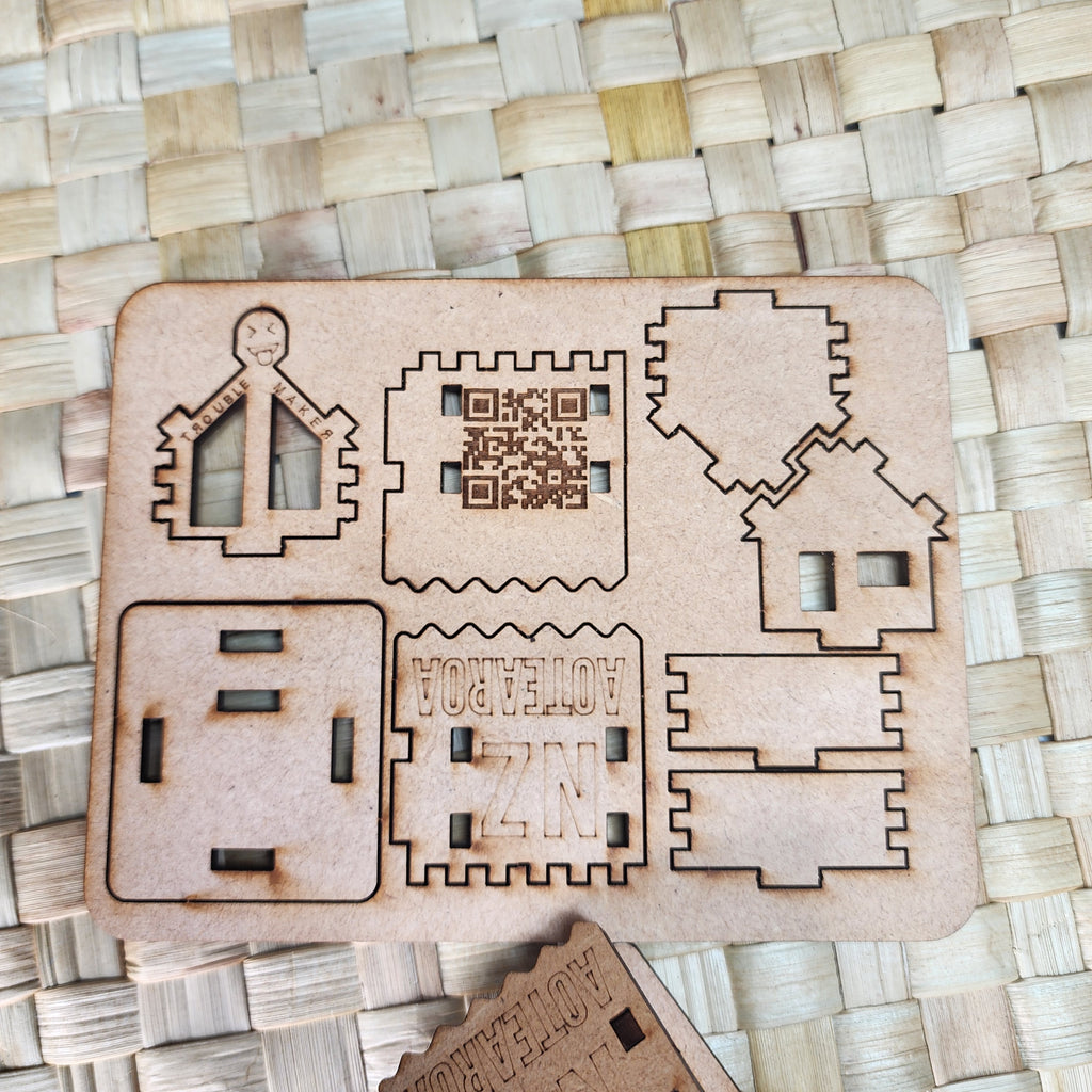 POP & Build-it Wharenui Mini