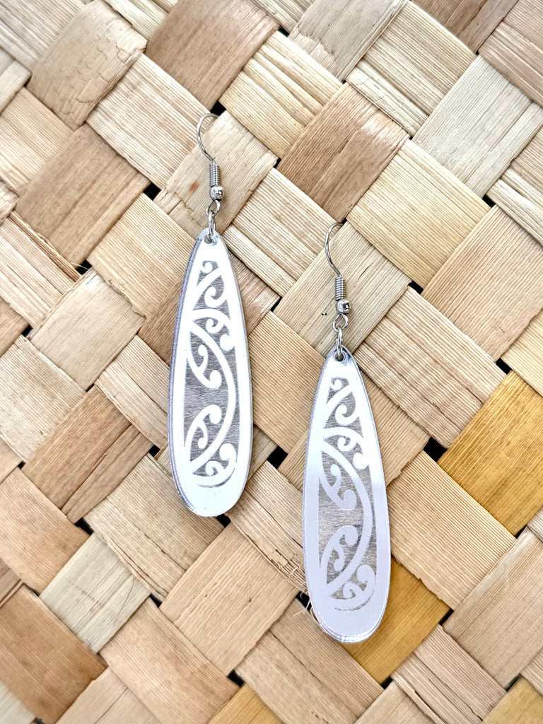 Kowhaiwhai Teardrop Earrings