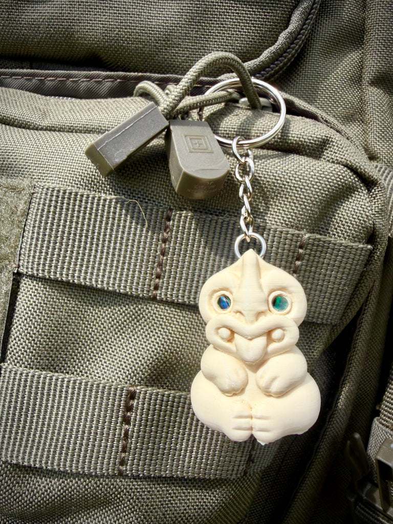 Hei Tiki Keychain