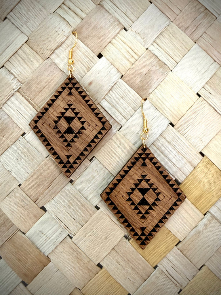 Taniko Earrings