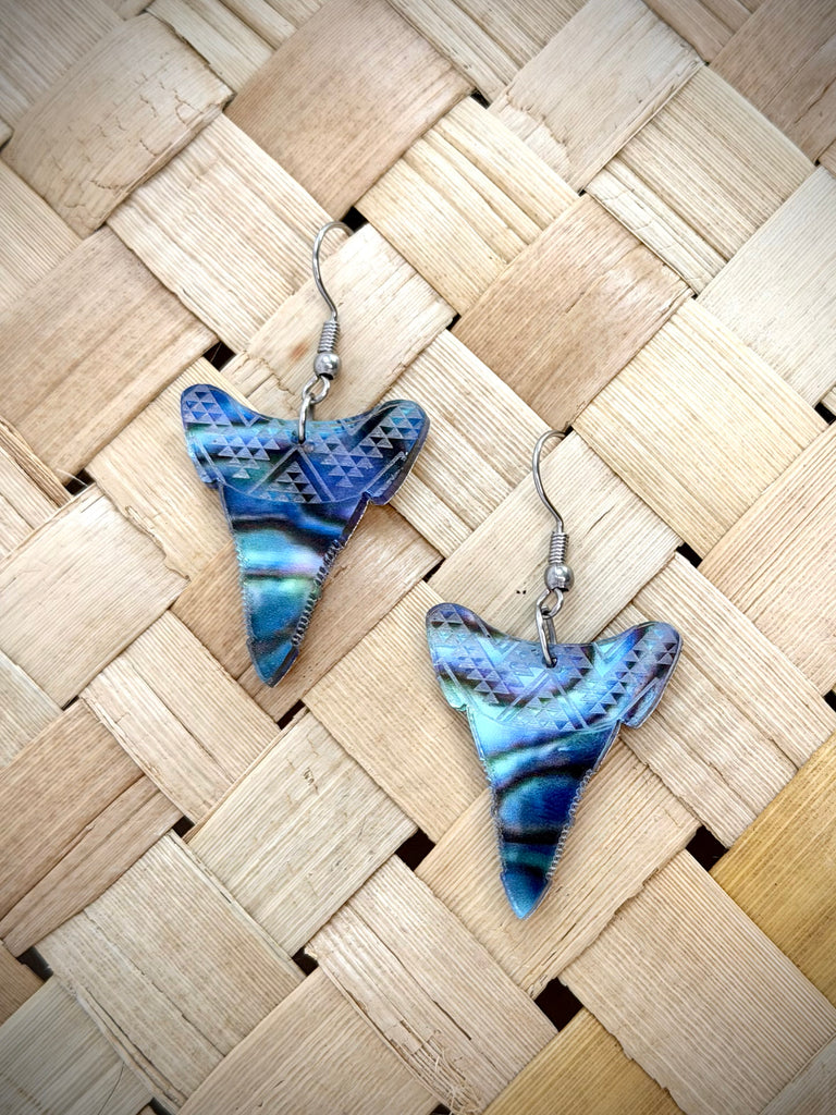 Mako Teeth earrings