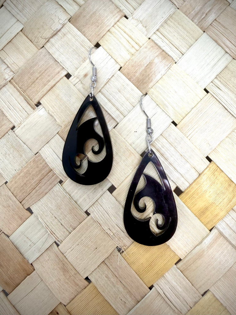 Ahi earrings