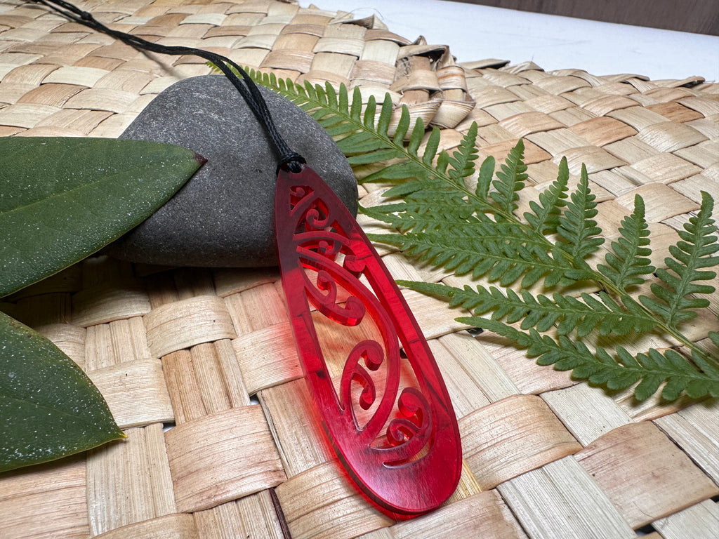 Kowhaiwhai Teardrop Pendant