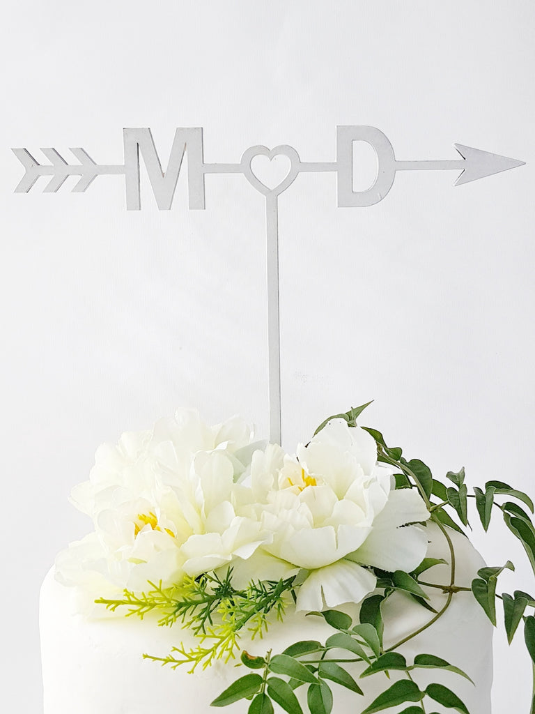 Engagement and Wedding cake topper, Personalized Initials, arrow of love - TroubleMaker.co.nz