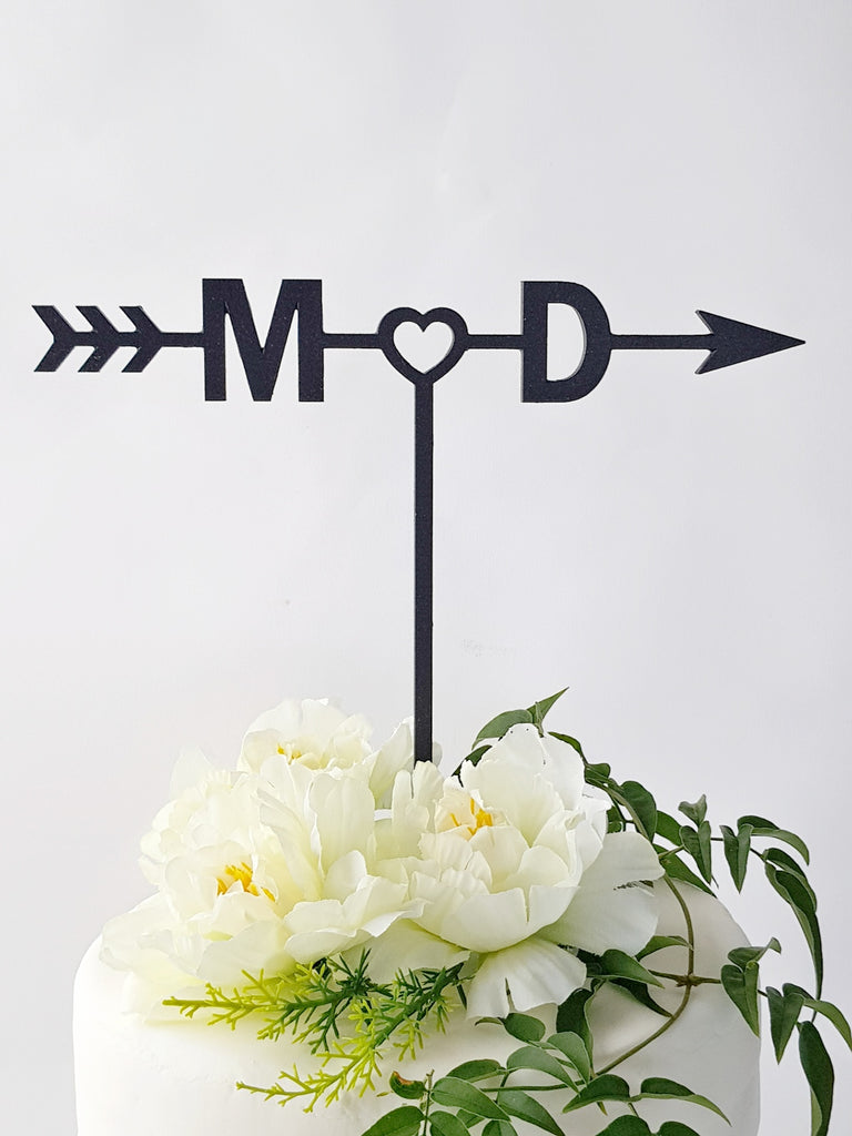 Engagement and Wedding cake topper, Personalized Initials, arrow of love - TroubleMaker.co.nz